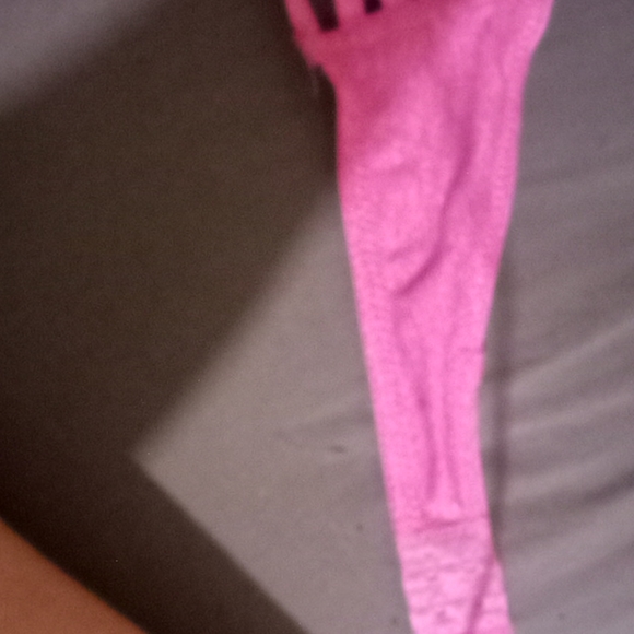 Pink bra - Picture 2 of 4